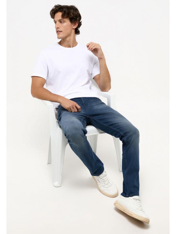 Mustang Vegas Slim fit Jeans in Schwarz
